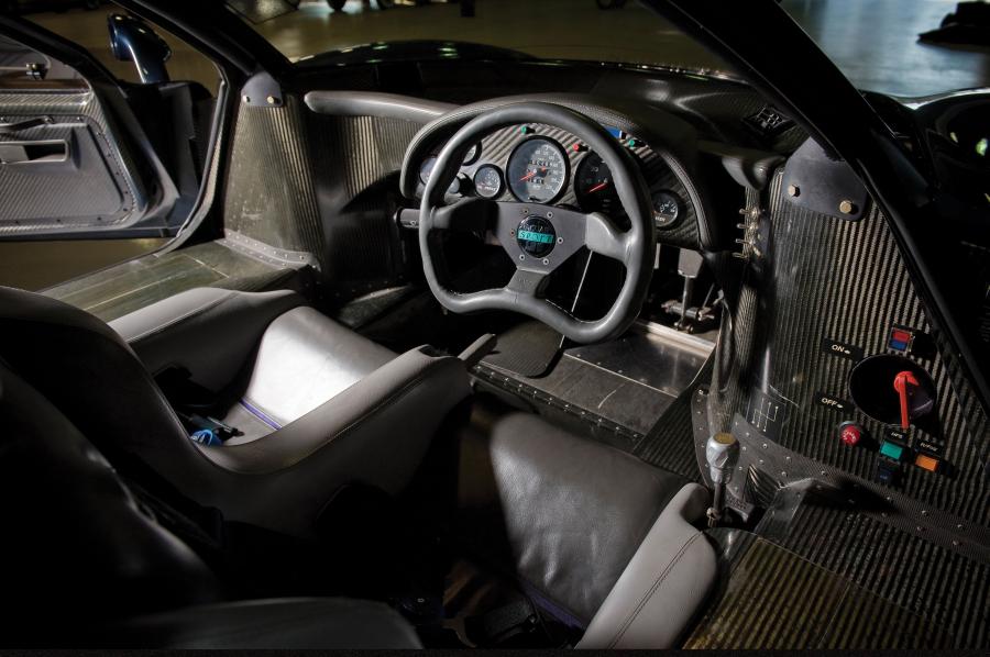  Jaguar XJR15 1993 года  (фото 21 из 23)